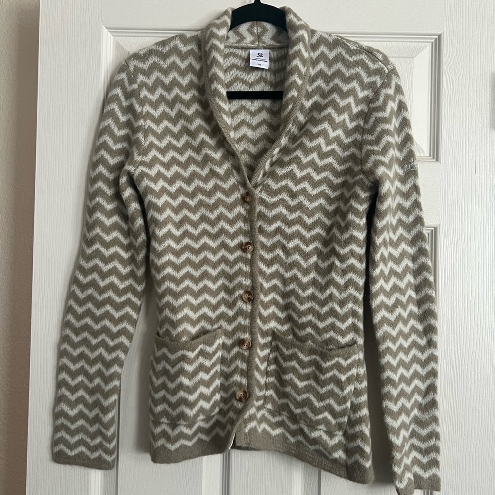 Daily Sports |‎ White Beige Chevron Cardigan Sweater Sz XS